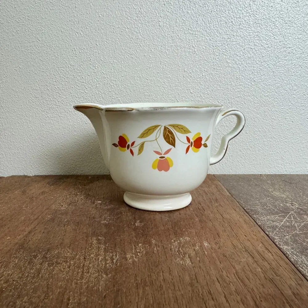 Hall's Superior Kitchenware Mary Dunbar Autumn‎ Leaf Jewel Tea Creamer